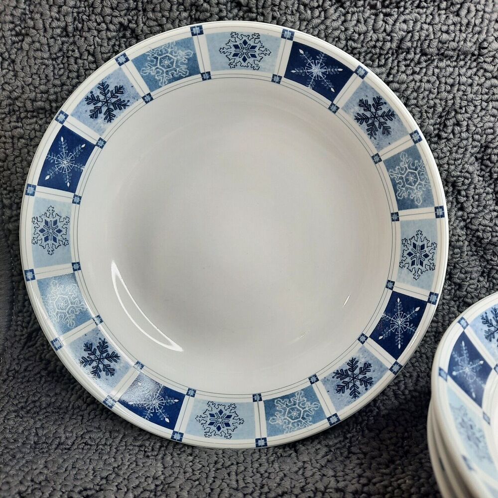 Sakura Winter Frost Coupe Soup / Cereal Bowls 7 1/2" Snowflake Pattern Set of 4